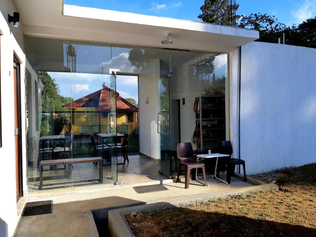 Siril Guesthouse Hostel Nuwara Eliya Bagian luar foto